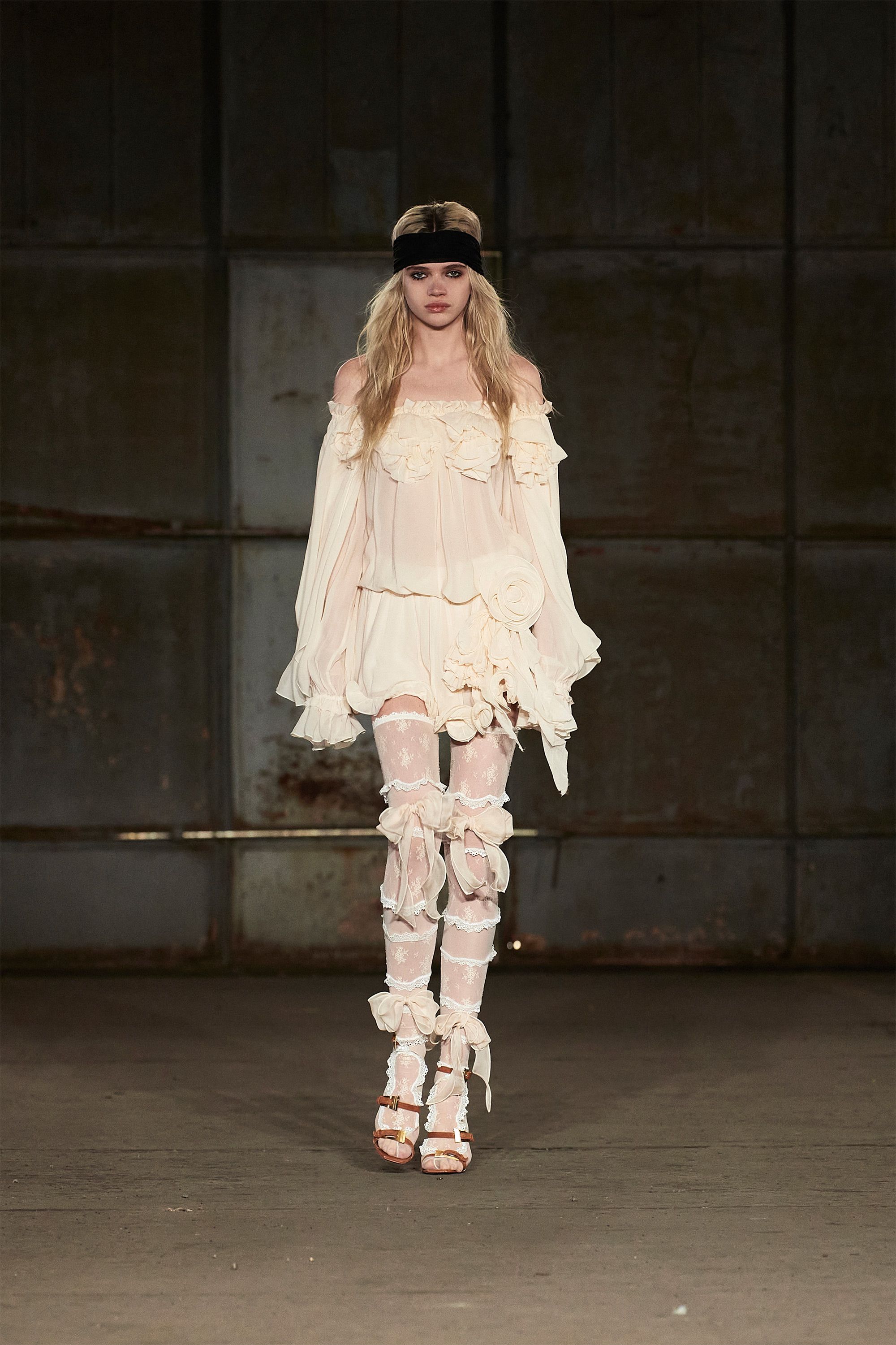 MINI SKIRT PEN - Aniye Records