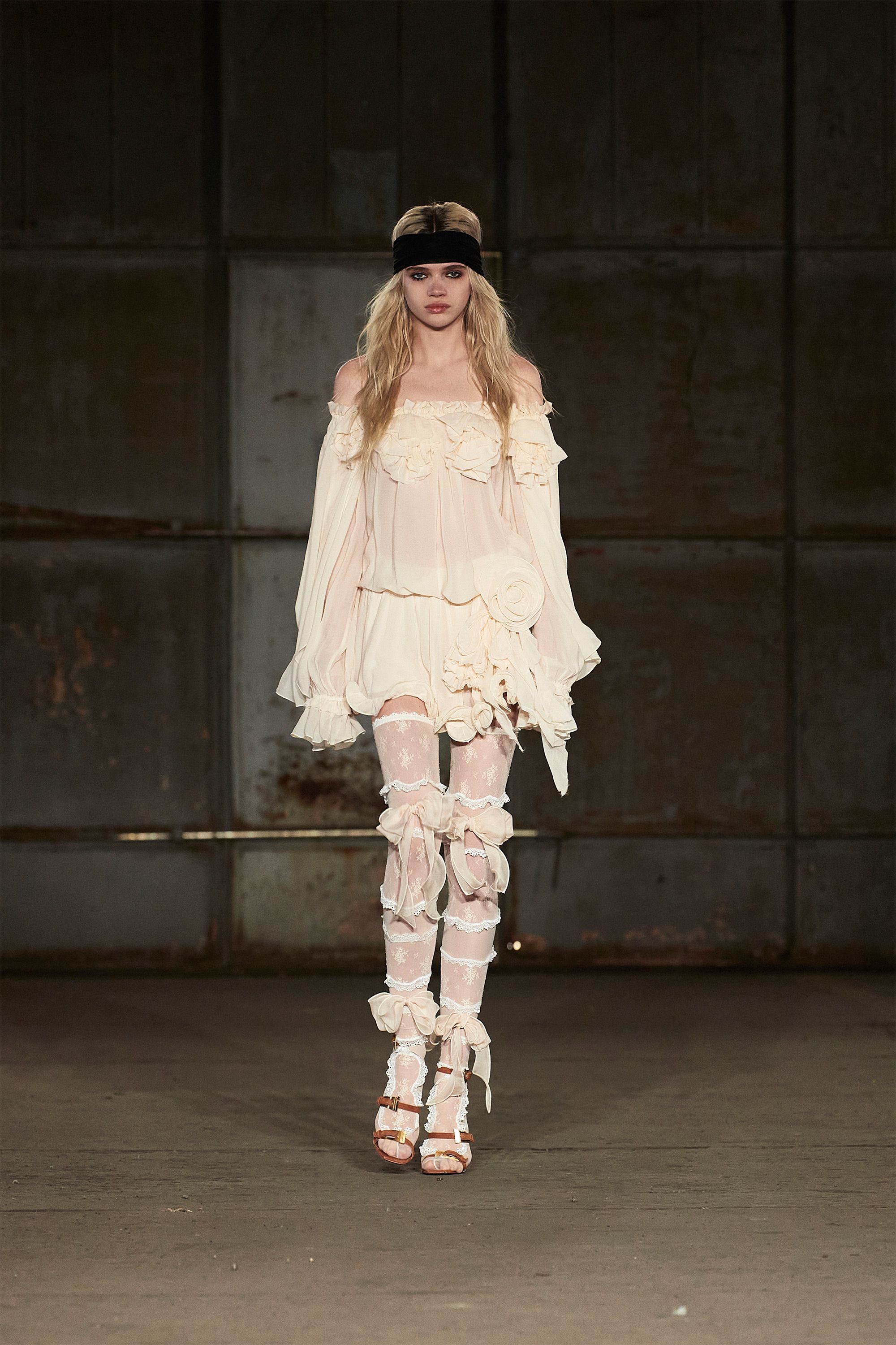 BLOUSE PEN - Aniye Records